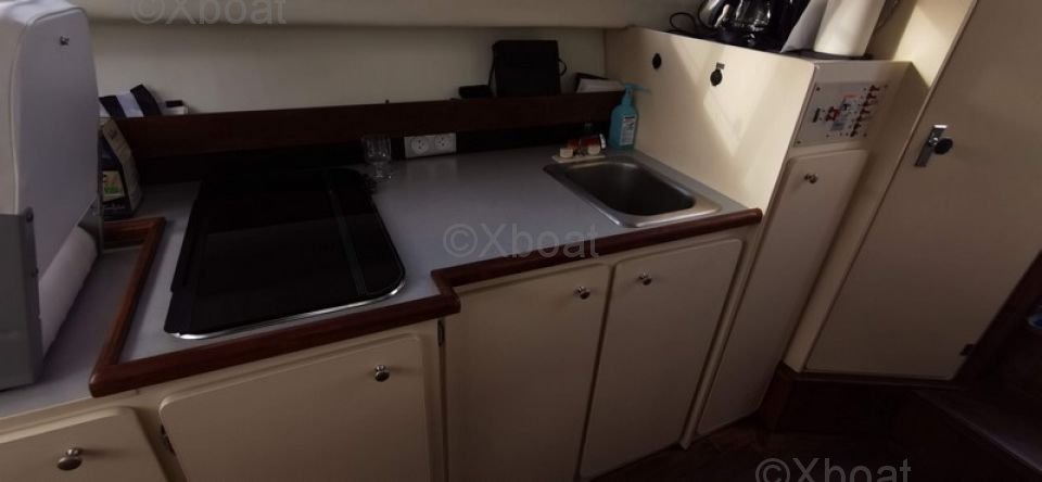 Yacht d'occasion BAYLINER 2858 CLASSIC