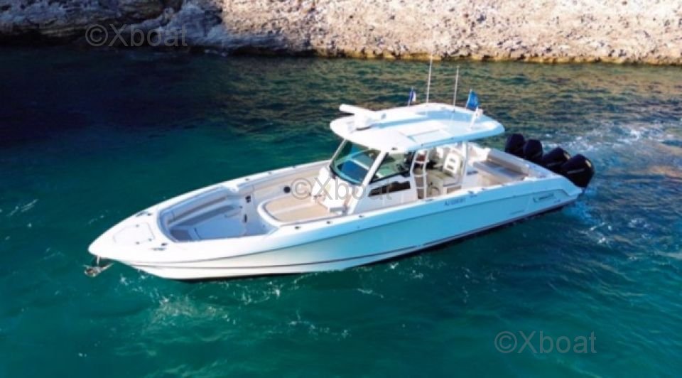 Yacht d'occasion BOSTON WHALER 380 OUTRAGE