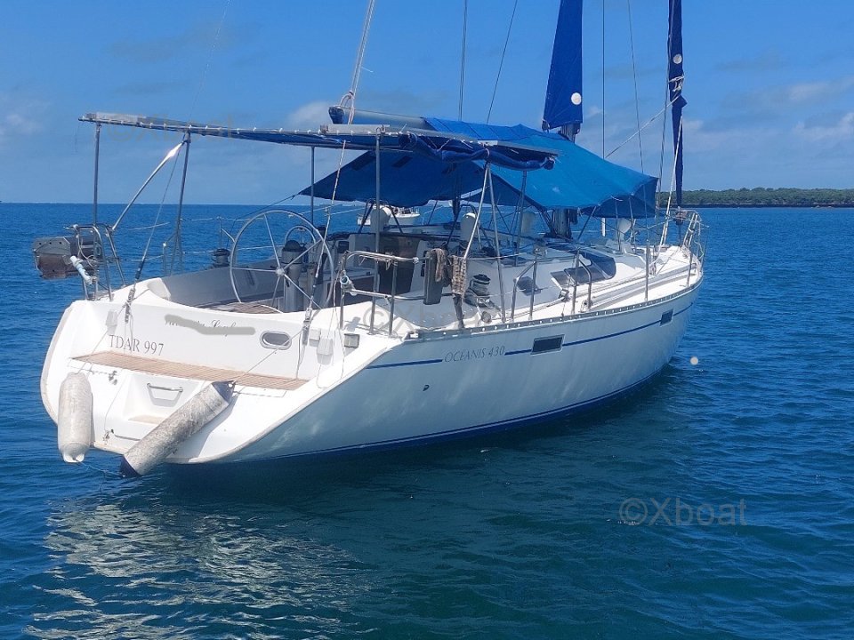 Voilier d'occasion OCEANIS 430