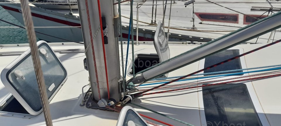 Voilier d'occasion OCEANIS 393 Clipper