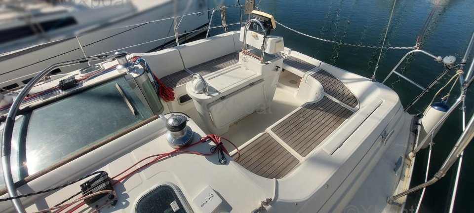 Voilier d'occasion OCEANIS 351