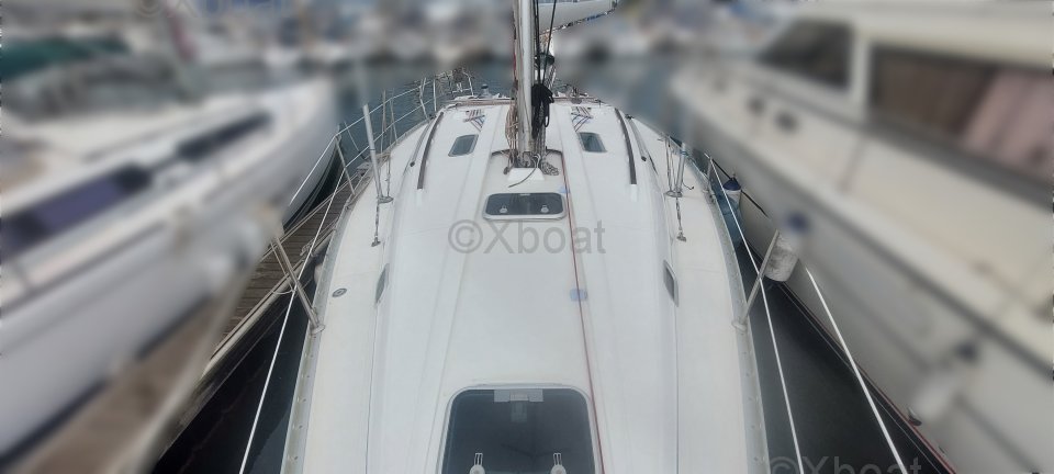 Voilier d'occasion OCEANIS 351 pont