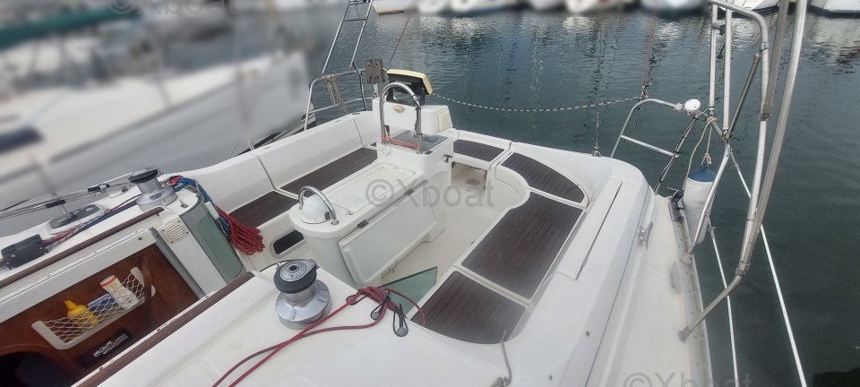 Voilier d'occasion OCEANIS 351 cockpit